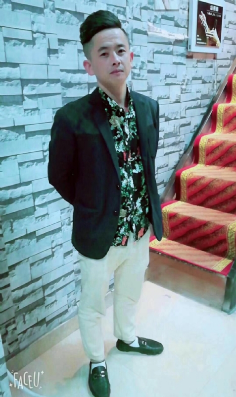 男人三十而立的第一张照片--桂林相亲服务中心