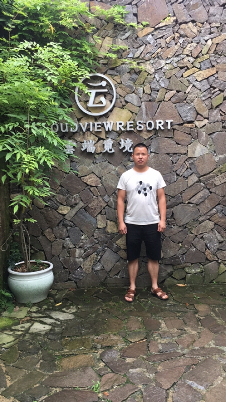 何超洪的第三张照片--桂林相亲服务中心