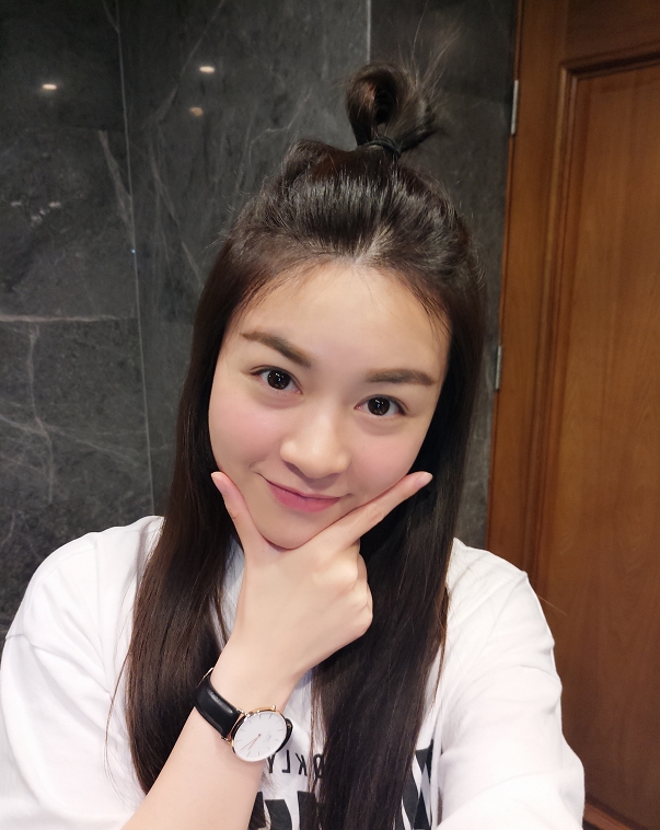 苹果味的第一张照片--桂林相亲服务中心