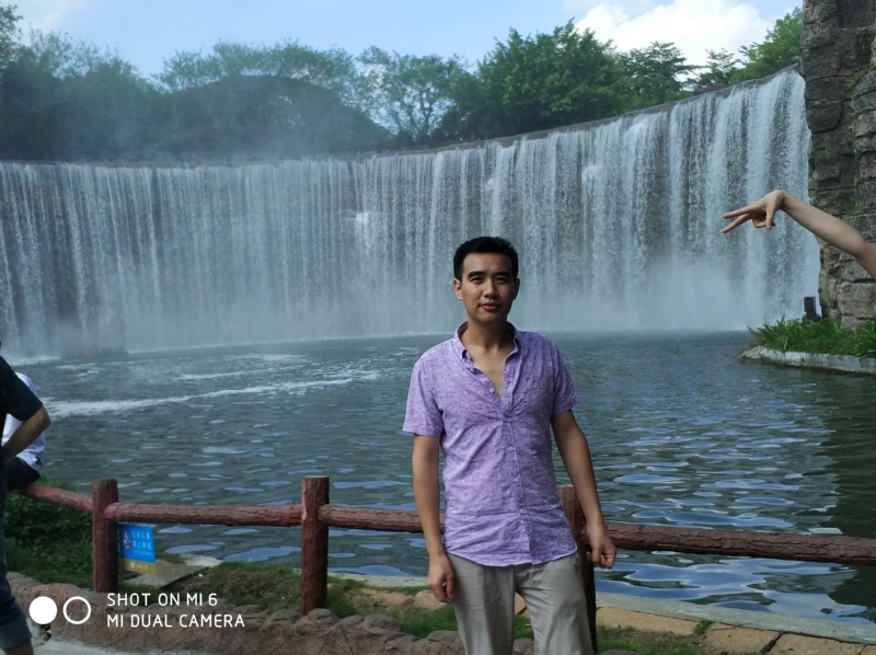 追梦人的第一张照片--桂林相亲服务中心