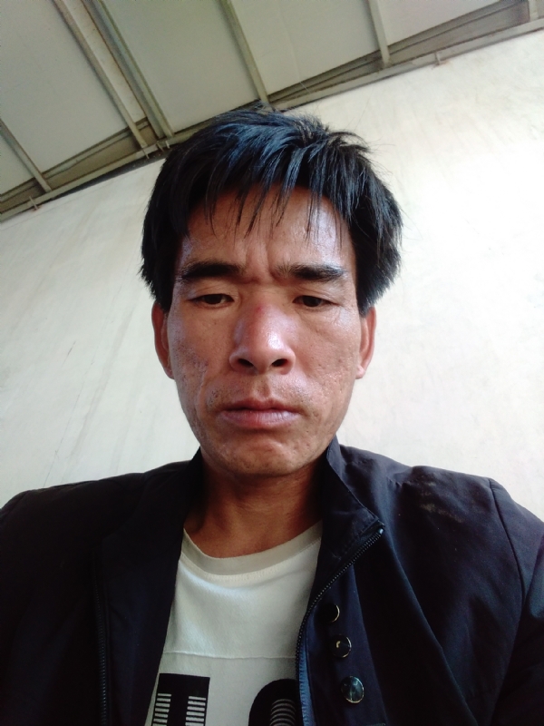 项斌的第一张照片--桂林相亲服务中心