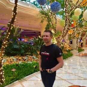 harry的第一张照片--桂林相亲服务中心