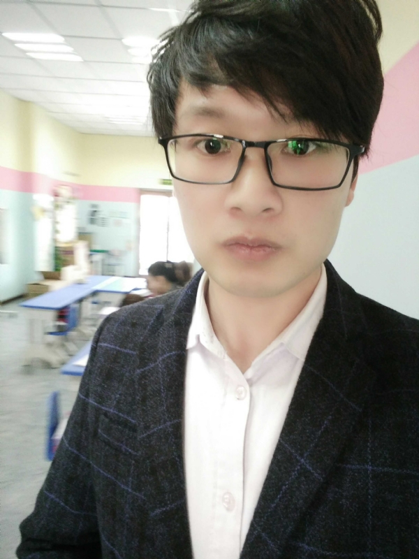 峰的呢喃的第一张照片--桂林相亲服务中心