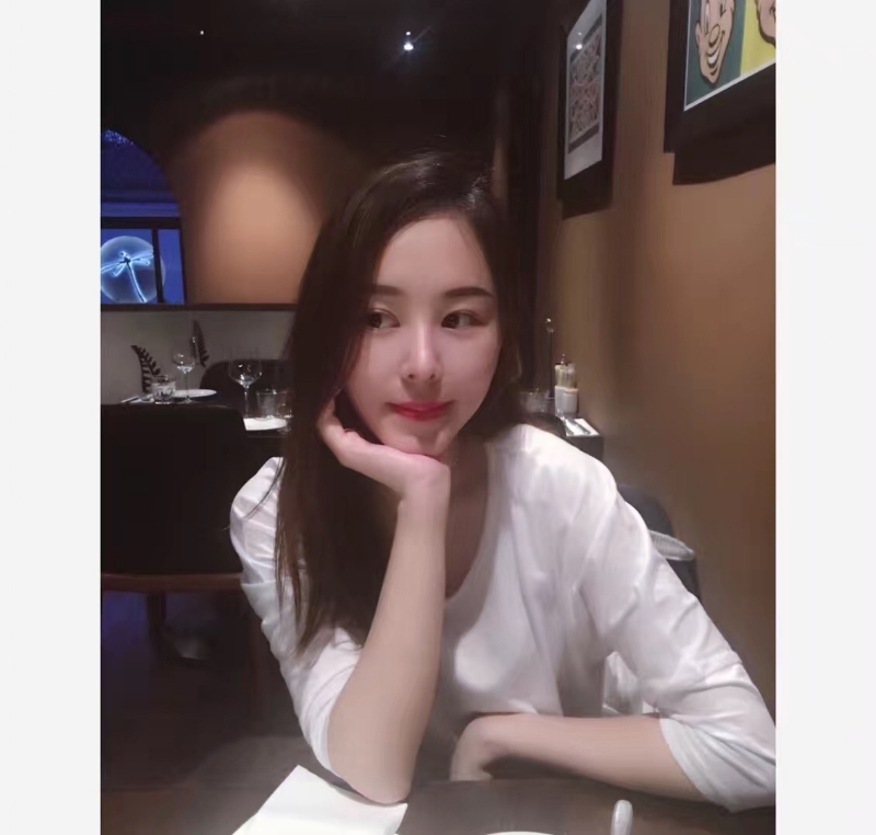 筱月悦的第一张照片--桂林相亲服务中心