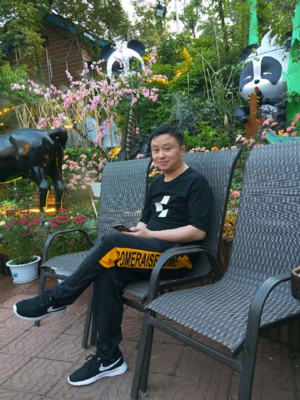 想家的第一张照片--桂林相亲服务中心