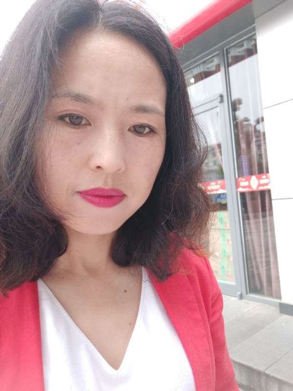 枫叶飘零的第一张照片--桂林相亲服务中心