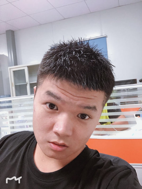 不忘初心的第一张照片--桂林相亲服务中心