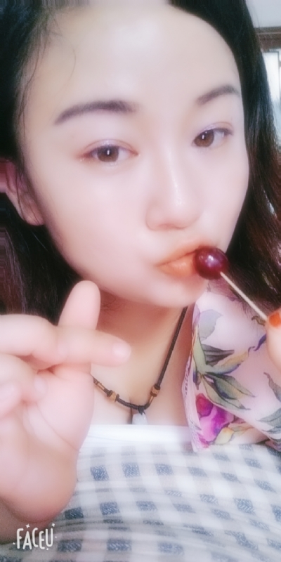 霸气璐妞的第一张照片--桂林相亲服务中心