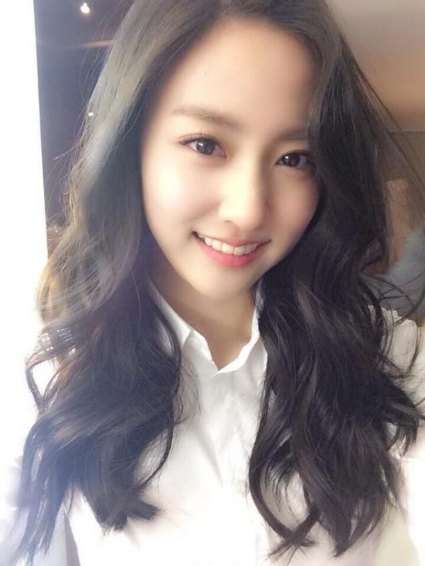 等爱的易微的第一张照片--桂林相亲服务中心