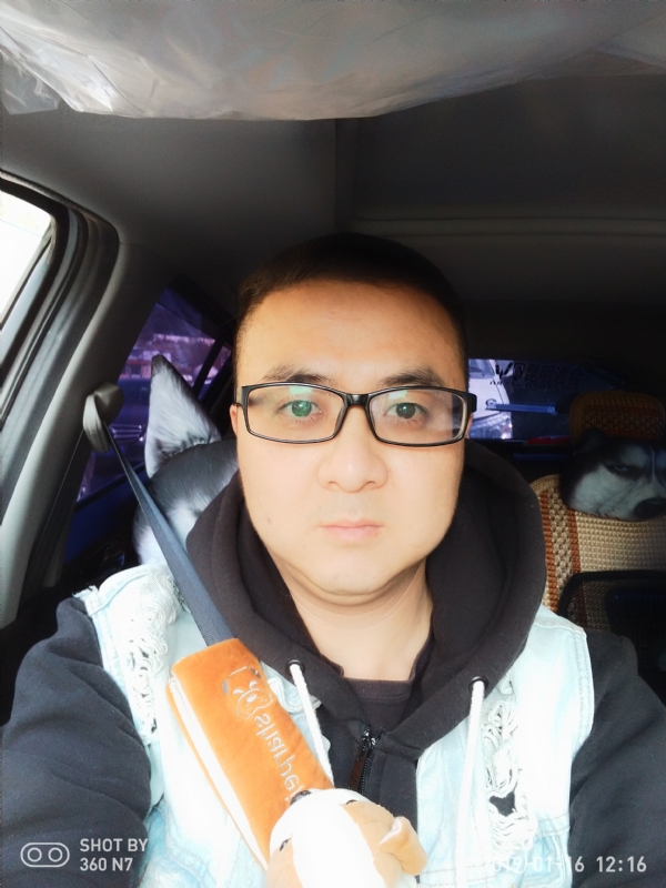 香烟最懂男人心的第一张照片--桂林相亲服务中心