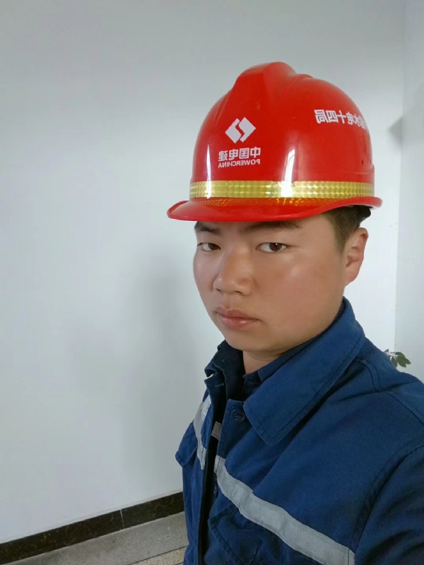 小公牛的第一张照片--桂林相亲服务中心