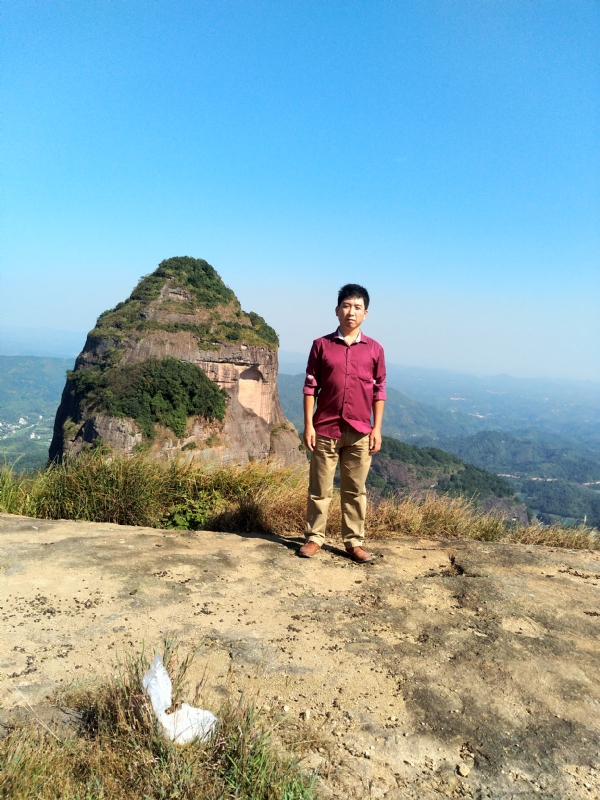 小冼的第一张照片--桂林相亲服务中心