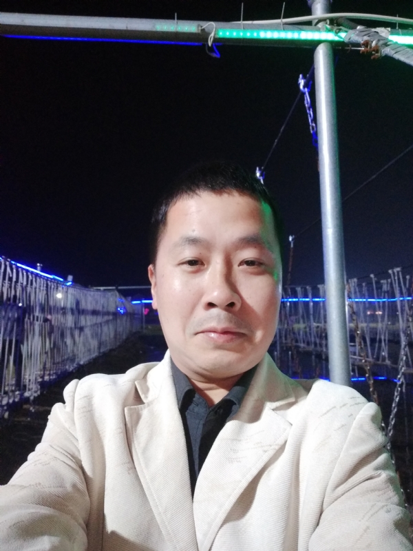 阿峰的第一张照片--桂林相亲服务中心