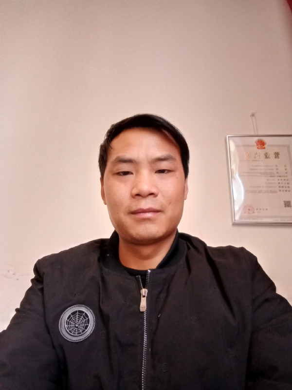 追寻爱情她在哪里的第一张照片--桂林相亲服务中心