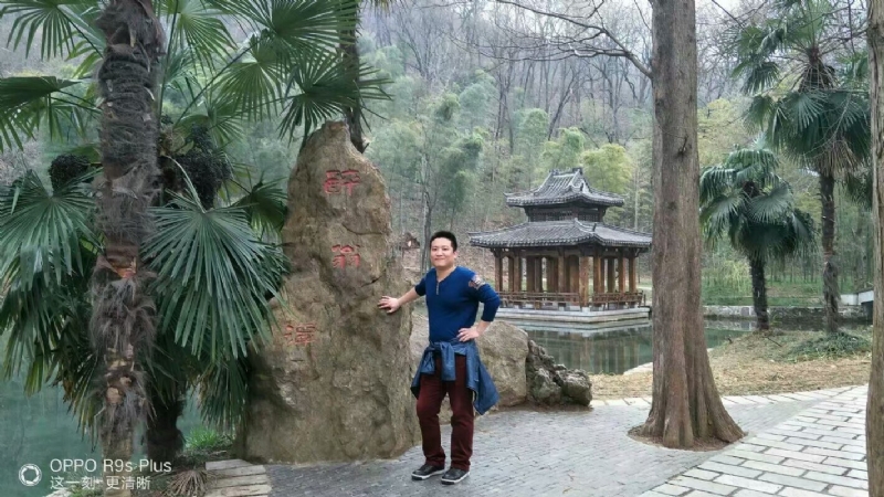 烦事用点心的第一张照片--桂林相亲服务中心