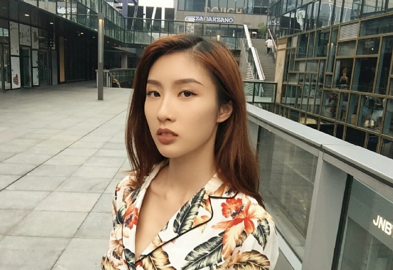 蘇悅的第四张照片--桂林相亲服务中心