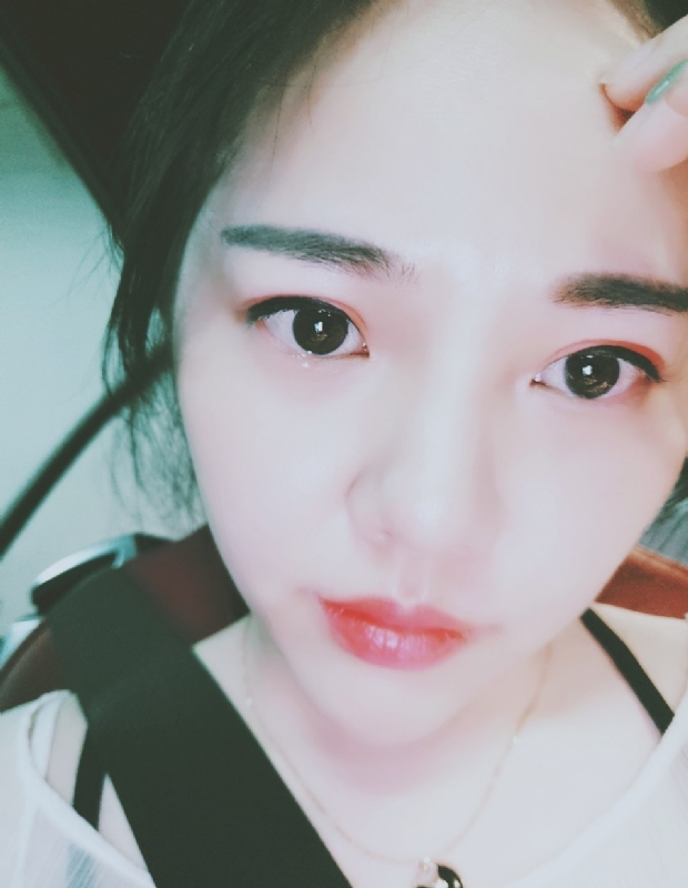 馨馨向荣的第四张照片--桂林相亲服务中心