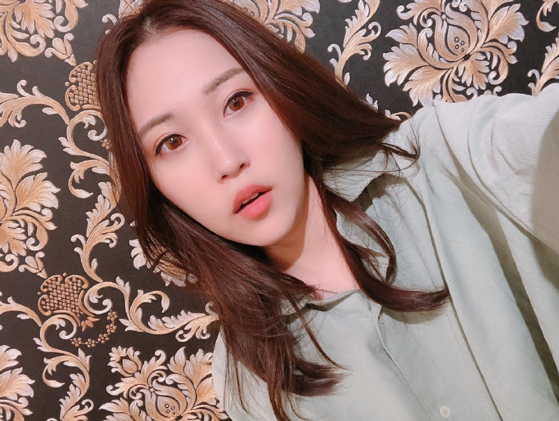 張婕兒的第一张照片--桂林相亲服务中心