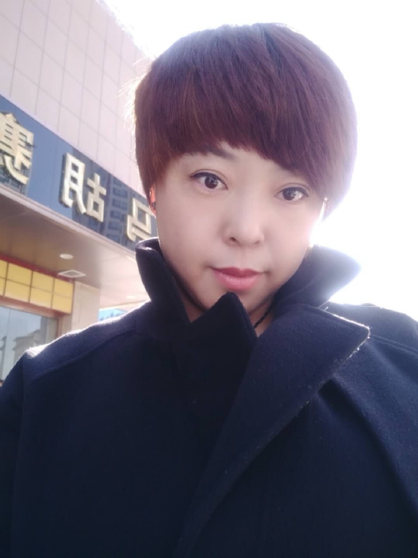 霞儿的第一张照片--桂林相亲服务中心