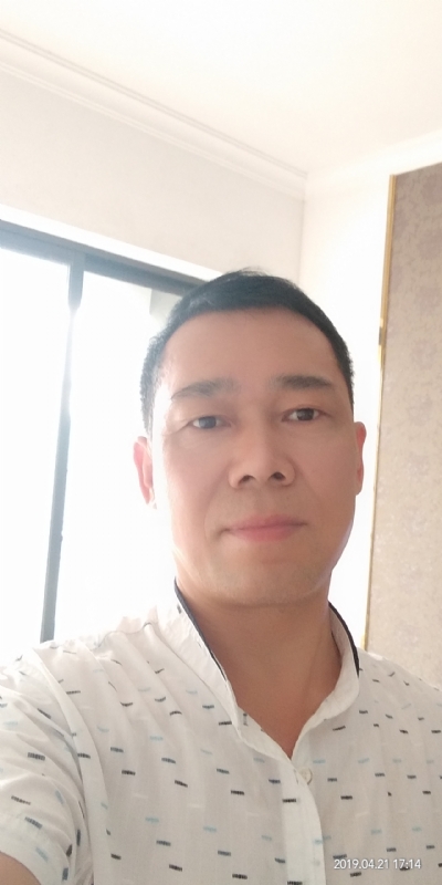 朝望大海的第一张照片--桂林相亲服务中心