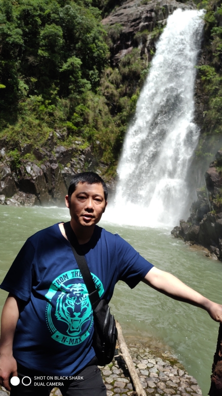 石头的第一张照片--桂林相亲服务中心