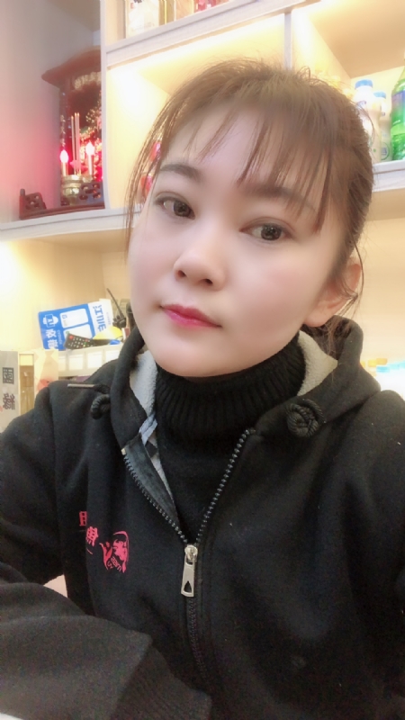 泡沫的第一张照片--桂林相亲服务中心