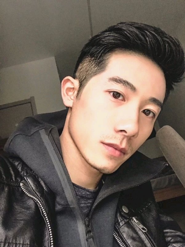 心若磐石的第一张照片--桂林相亲服务中心