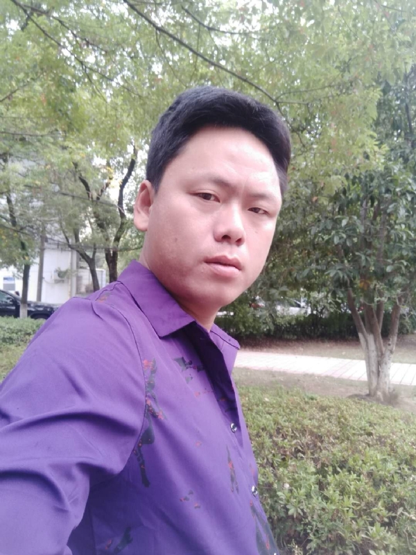 黄龙飞的第一张照片--桂林相亲服务中心