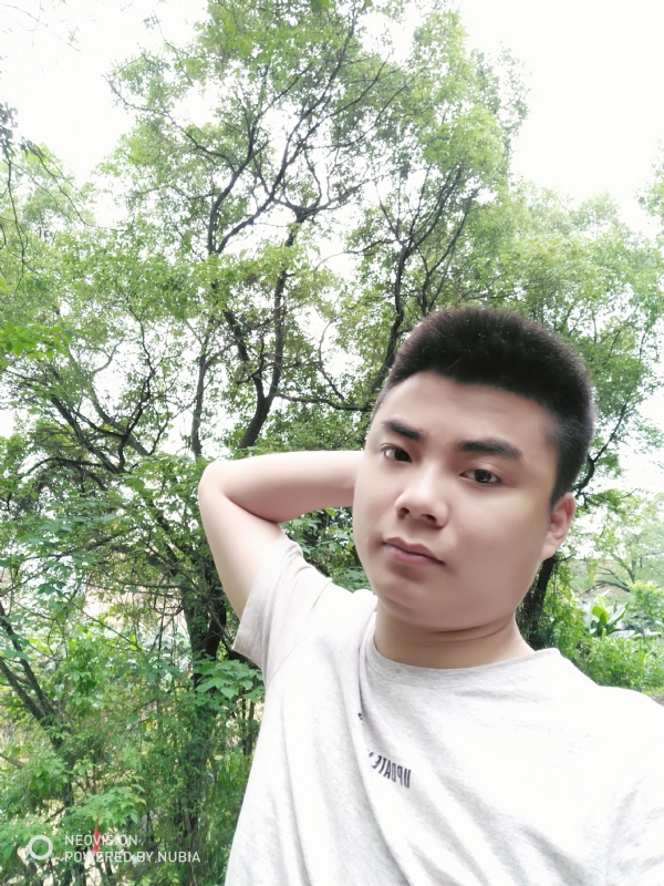 黄帅哥的第一张照片--桂林相亲服务中心