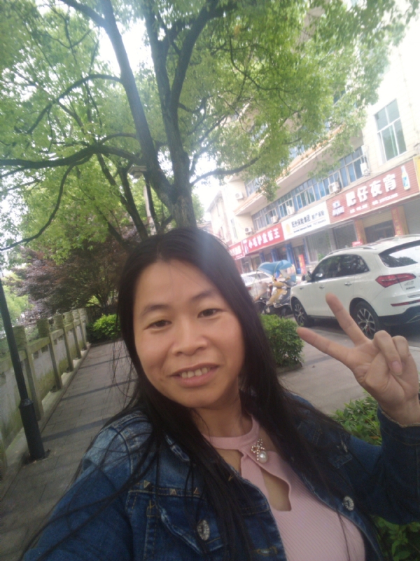 平凡的第一张照片--桂林相亲服务中心