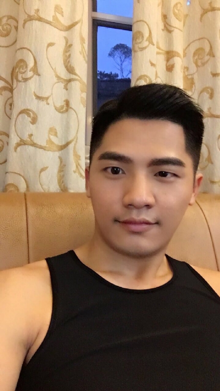 牧遥的第一张照片--桂林相亲服务中心