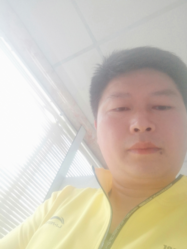 山男的第一张照片--桂林相亲服务中心