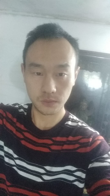 张浩浩的第一张照片--桂林相亲服务中心