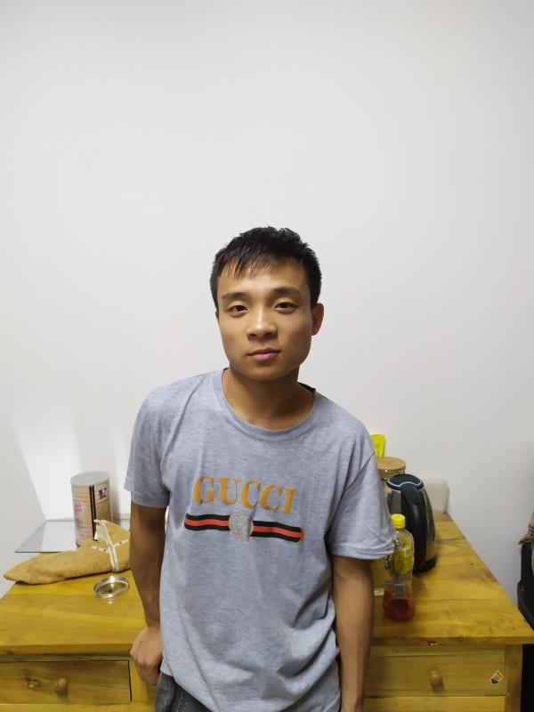 站着等你三千年的第一张照片--桂林相亲服务中心