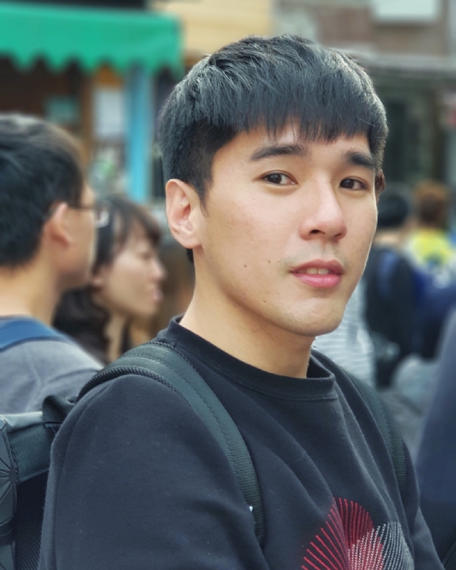 雨中孤独的第一张照片--桂林相亲服务中心