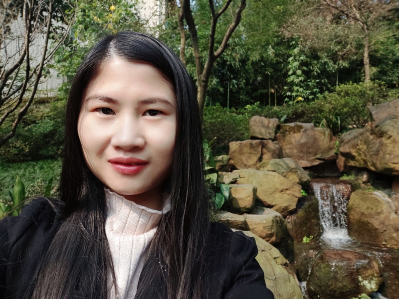 小琳的第一张照片--桂林相亲服务中心