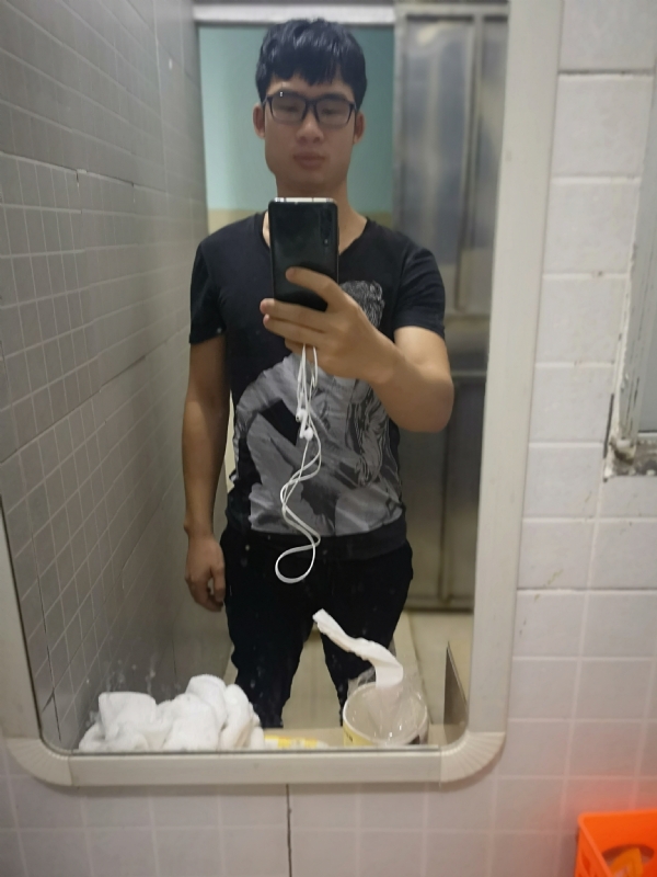 右手的执着的第一张照片--桂林相亲服务中心