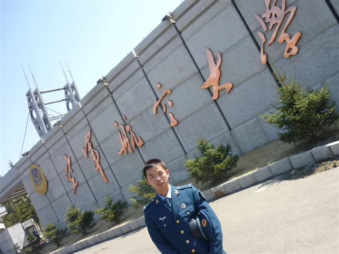 阿德的第一张照片--桂林相亲服务中心