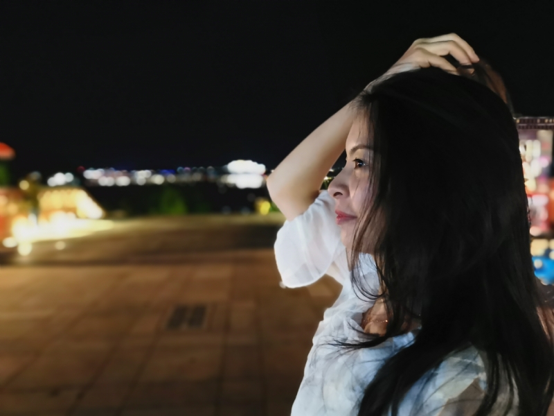 yiyi的第一张照片--桂林相亲服务中心