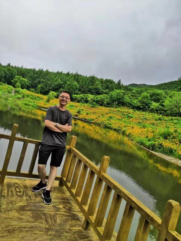 正能量的第三张照片--桂林相亲服务中心