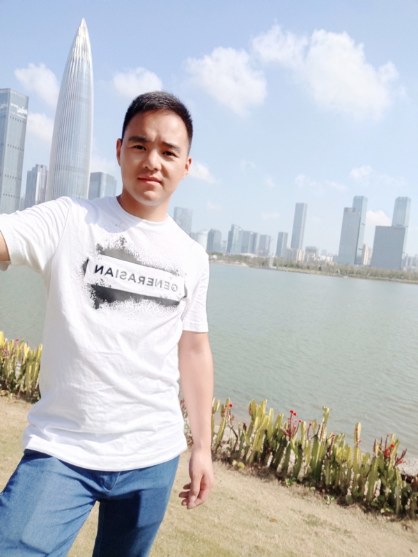 许仙敢睡蛇的第一张照片--桂林相亲服务中心