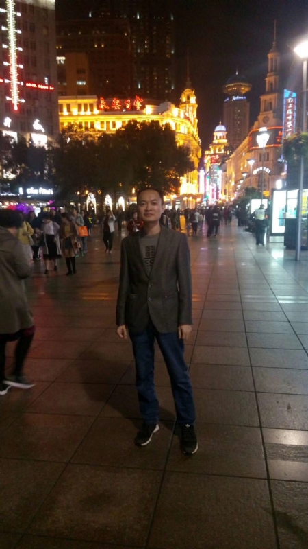 水池养鱼的第一张照片--桂林相亲服务中心