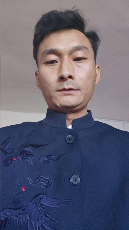 逆袭的小老鼠～龙long的第一张照片--桂林相亲服务中心