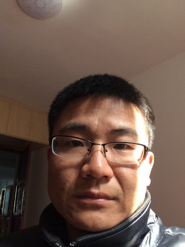 余浩浩的第一张照片--桂林相亲服务中心