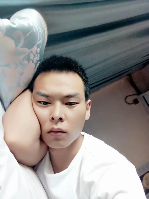 琪子心的第一张照片--桂林相亲服务中心