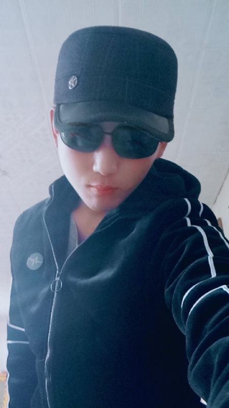 等你的季节的第一张照片--桂林相亲服务中心