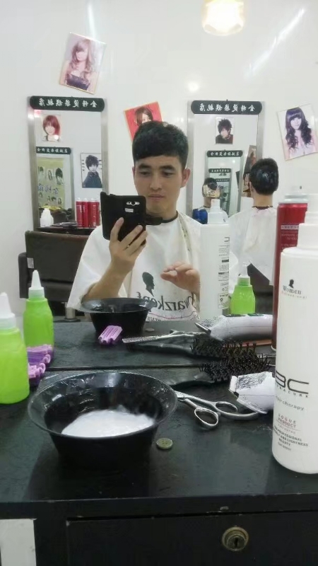 牛郎的第二张照片--桂林相亲服务中心