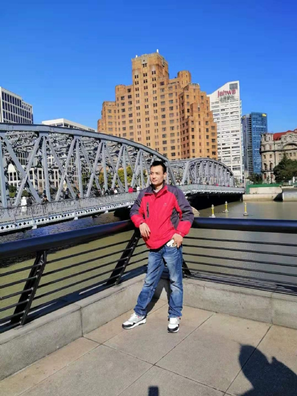 老乐的第一张照片--桂林相亲服务中心