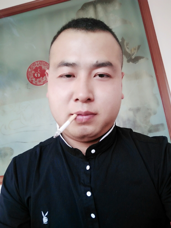 贰爺的第一张照片--桂林相亲服务中心