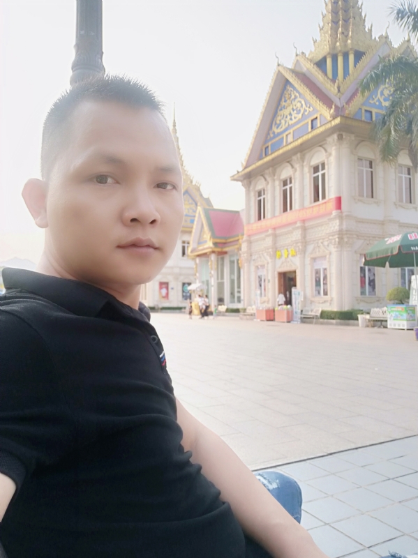 漂泊者的第一张照片--桂林相亲服务中心